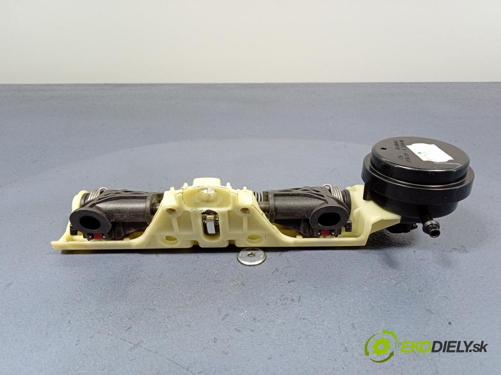 Mercedes Cl 2009 Opierka hlavy: 2169700125