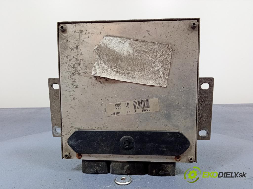 Peugeot 206 2001 riadiaca jednotka Motor: 9642423780