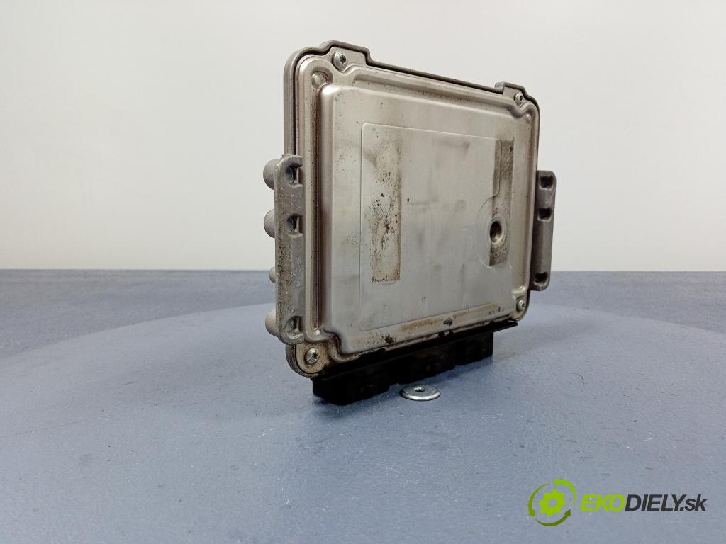 Peugeot 407 2004 riadiaca jednotka Motor: 9656974680