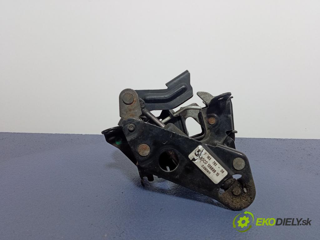 Bmw Gt 2011 zámek masky: 7183762