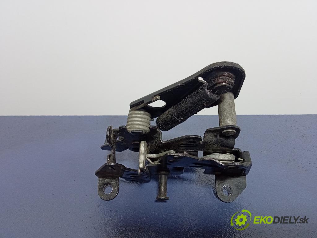 Bmw Gt 2011 zámek masky: 7183762