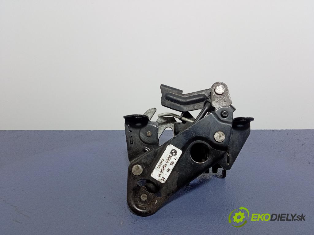 Bmw Gt 2011 zámek masky: 7183761