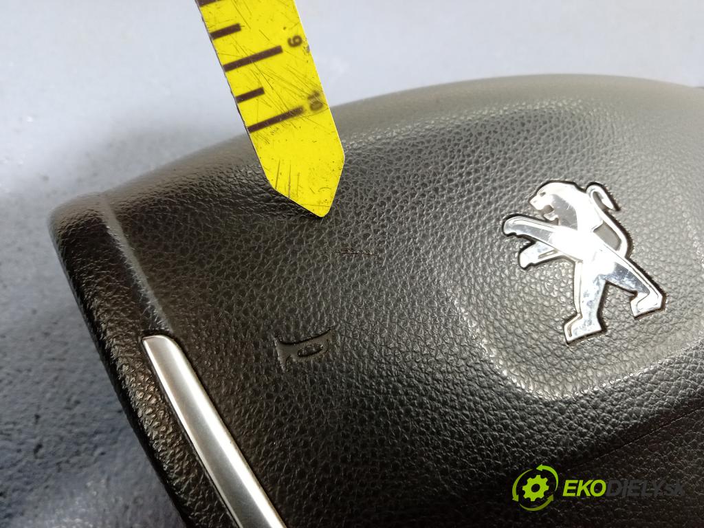 Peugeot 508 2014 kokpit,pristrojová doska Distribúcia: 01