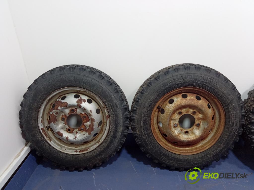 Waz Lada niva 2002 Ráfiky: Oceľ: z Pneumatiky: 01