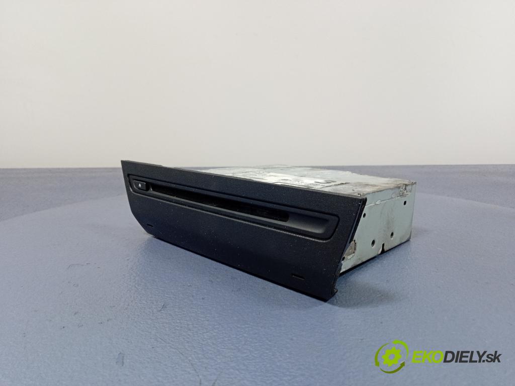 Mazda 3 2015 Radio I Navigácia: BHP3-669G0B