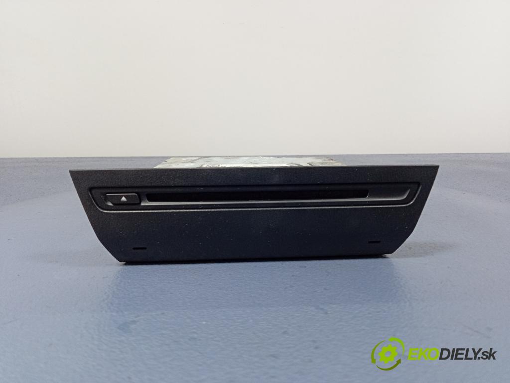 Mazda 3 2015 Radio I Navigácia: BHP3-669G0B