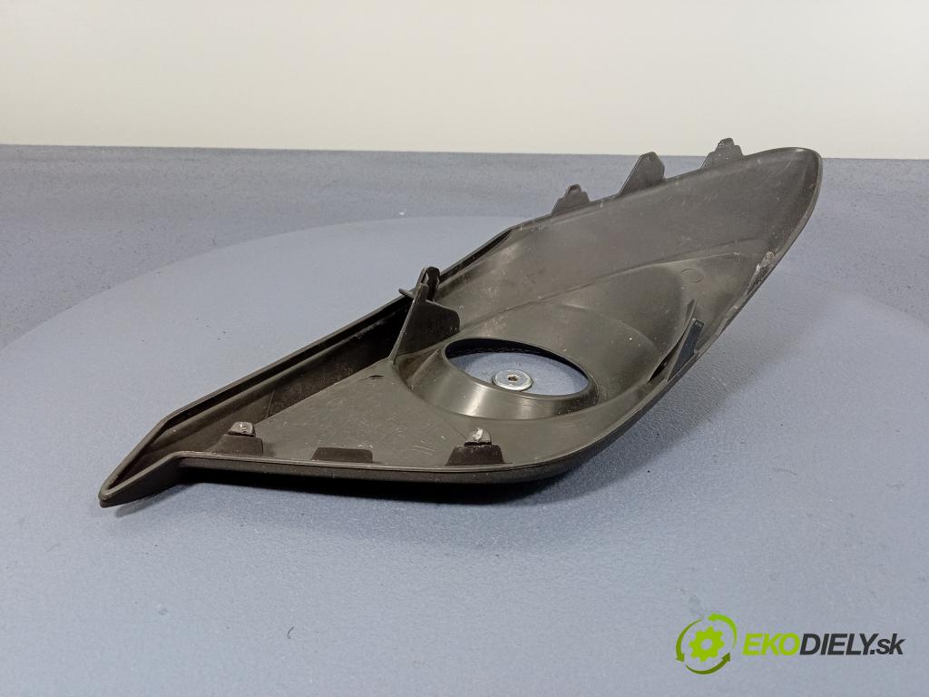 Mazda 3 2015 lišta narazník BJS8-50C11