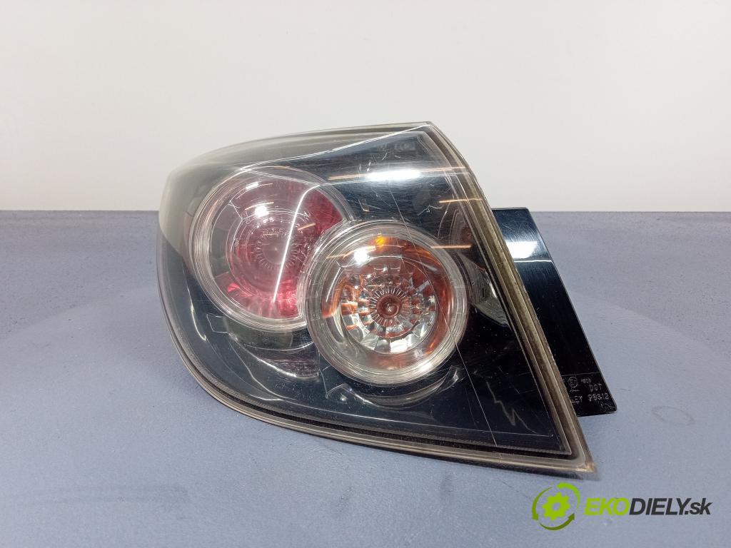 Mazda 3 2004 svetlo / reflektor ty: ľavá Vonkajšie: P6312