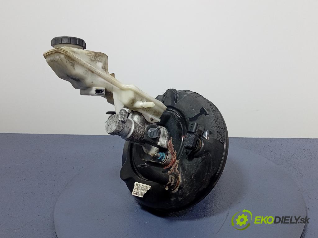 Mazda 3 2015 servo Brzdní: BPN7-43950