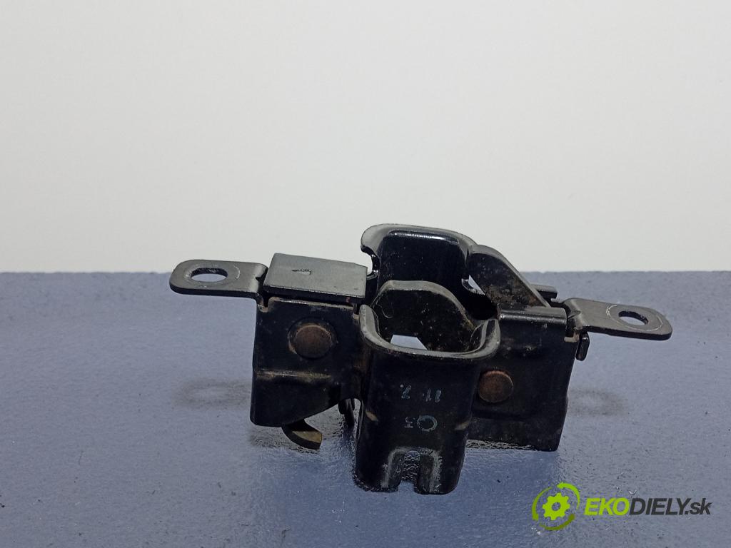 Mercedes Cl 2008 zámek masky: A2218800160