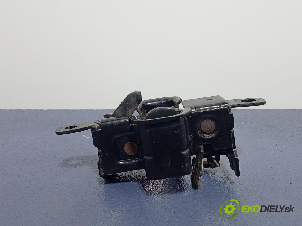 Mercedes Cl 2008 zámek masky: A2218800160