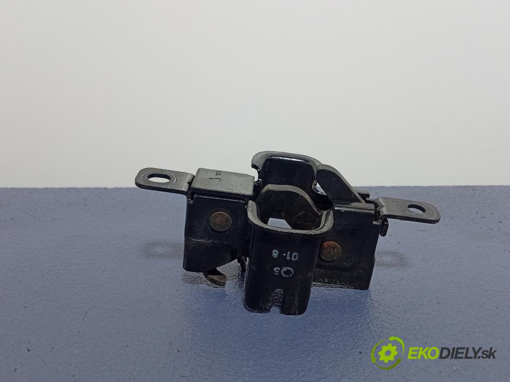 Mercedes Cl 2008 zámek masky: A2218800160