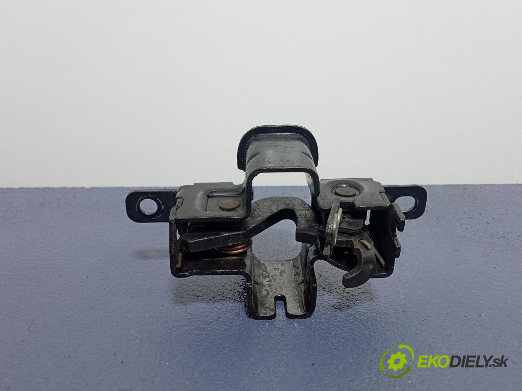 Mercedes Cl 2008 zámek masky: A2218800160