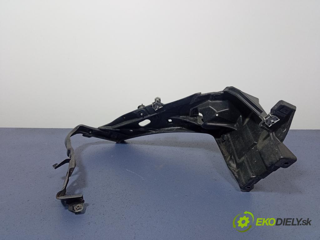 Mercedes Cl 2008 výztuha Čelní / stěna Přední A2166200291