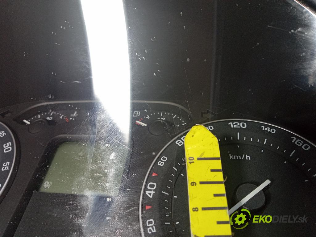Skoda Octavia 2008 prístrojovka/ budíky 1Z0920802A