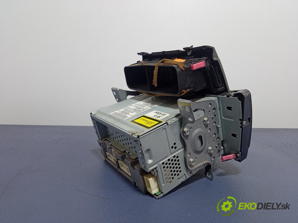 Toyota Yaris 2009 Radio I Navigácia: 86120-0D510