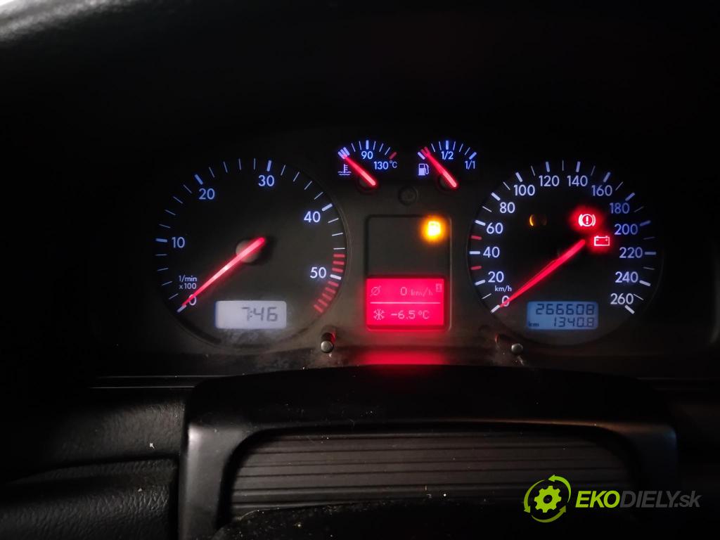 Vw Passat 2000 prístrojovka/ budíky 3B0920822
