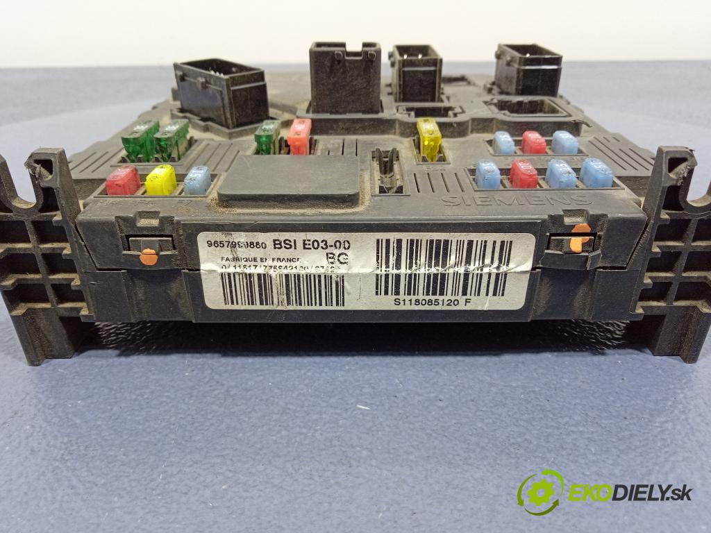 Peugeot Partner 2007 skříňka Pojistky 9657999880