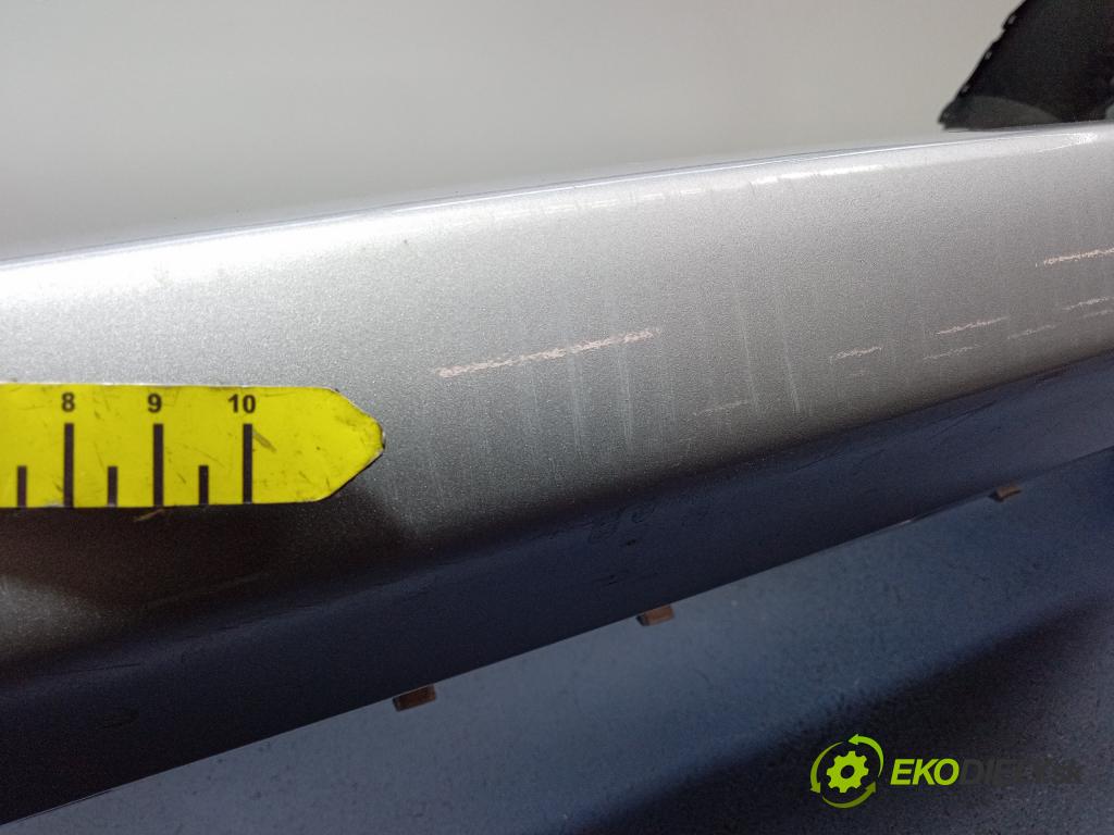 Suzuki Swift 0 nárazník před 71711-60P