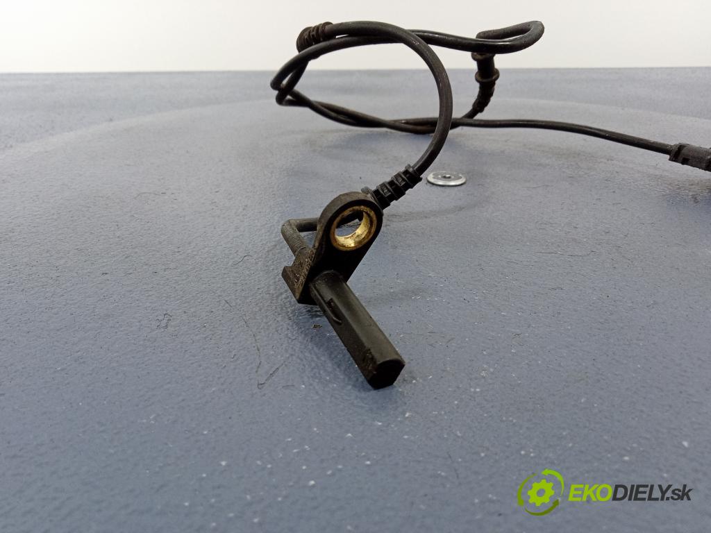 Mercedes Cl 2008 snímač ABS. A2215400317