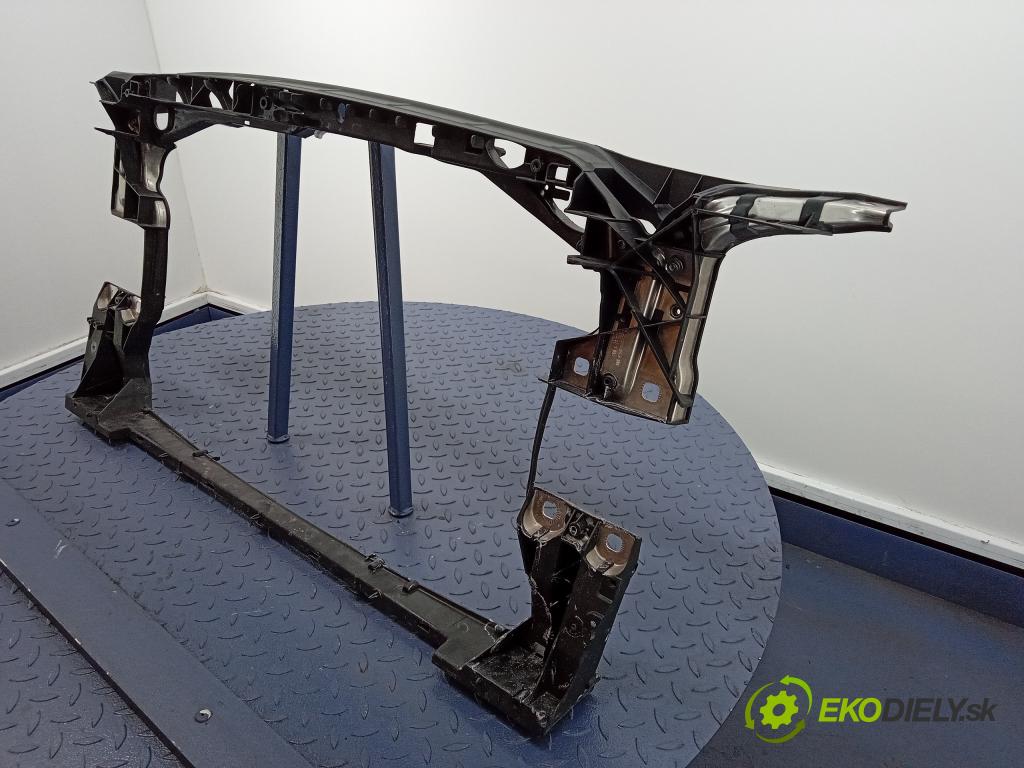 Audi A4 0 výztuha Čelní / stěna Přední 8W0805594E