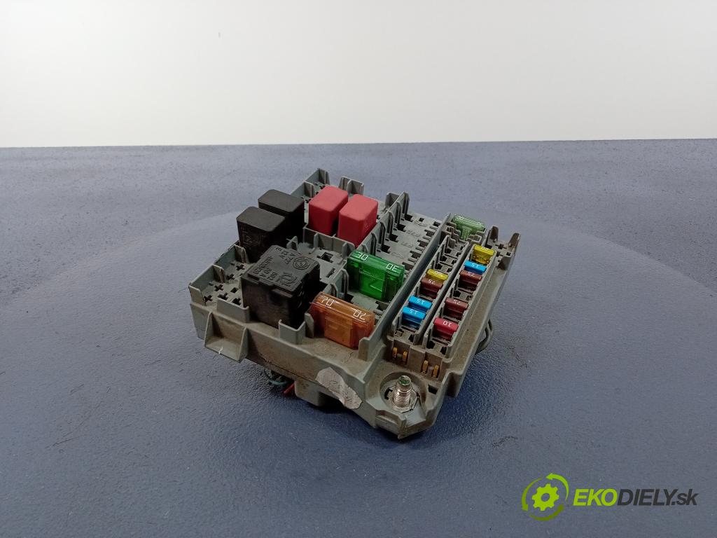 Fiat Panda 2005 skříňka Pojistky 46841645