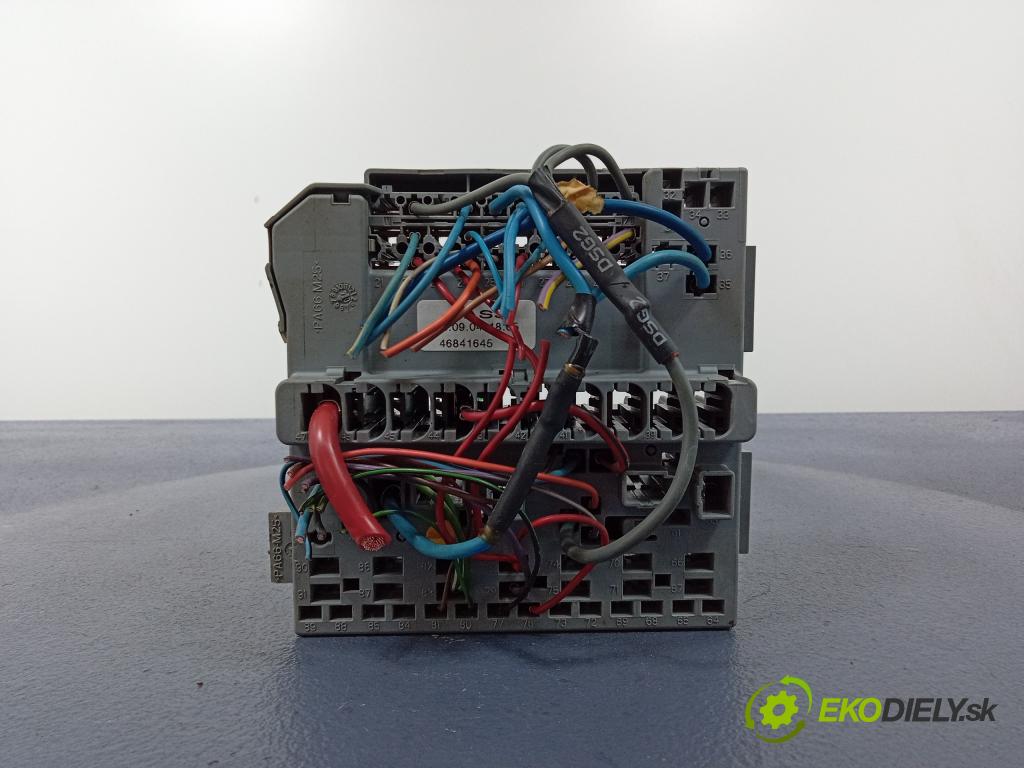 Fiat Panda 2005 skříňka Pojistky 46841645