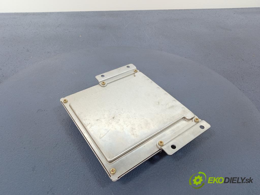 Alfa romeo 166 2000 riadiaca jednotka Motor: 0281001787