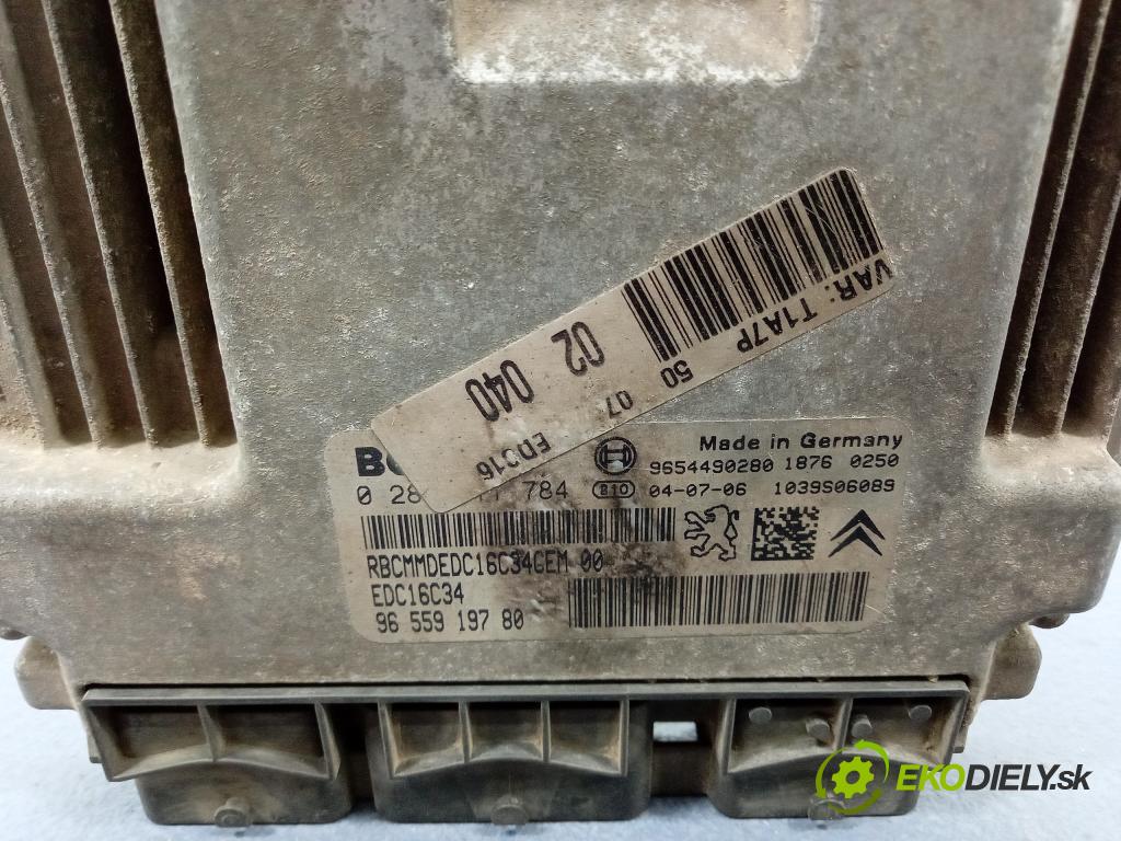 Peugeot 206 2004 riadiaca jednotka Motor: 9655919780