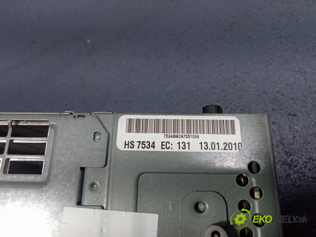 Bmw Seria 5 2010 Radio I Navigácia: 9225385