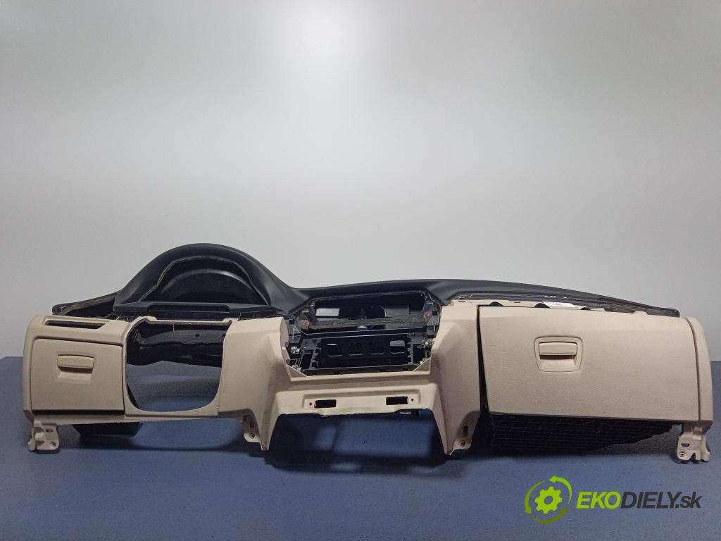 Bmw Seria 5 2010 kokpit,pristrojová doska Distribúcia: 9166657