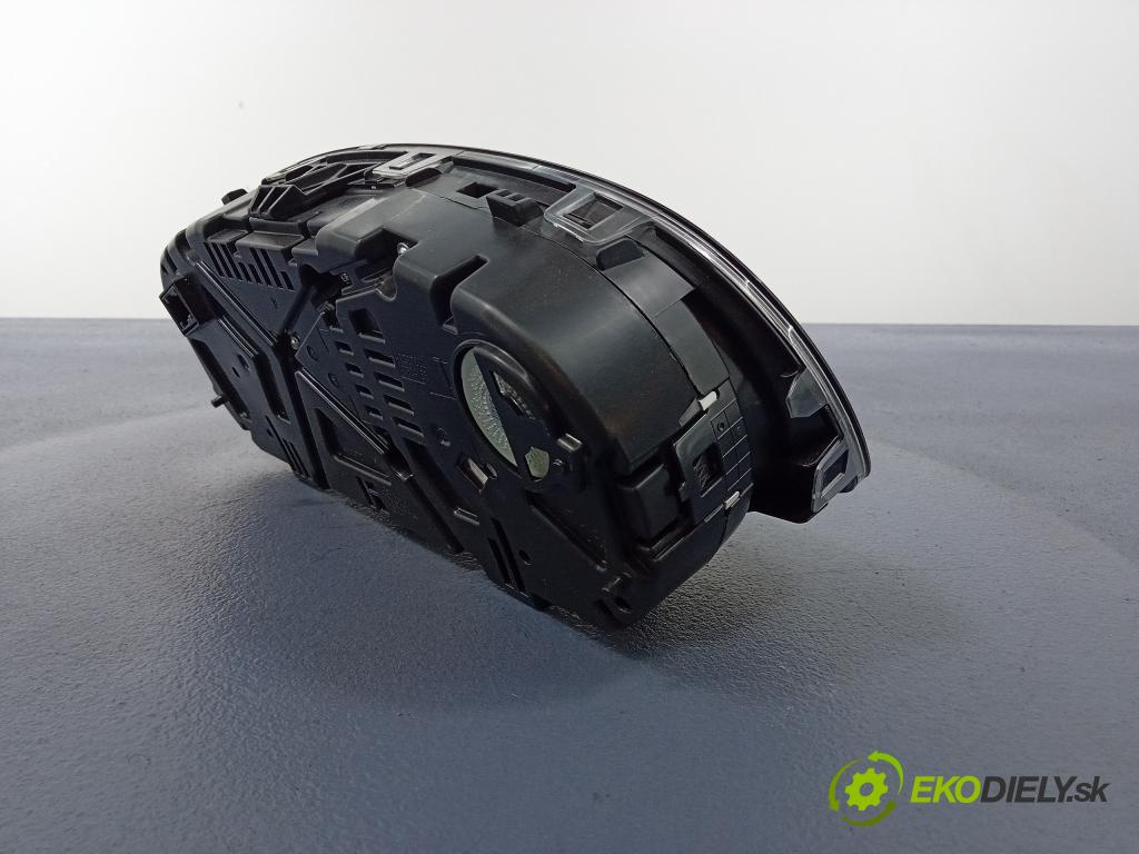 Skoda Fabia 2018 prístrojovka/ budíky 6V0920700D