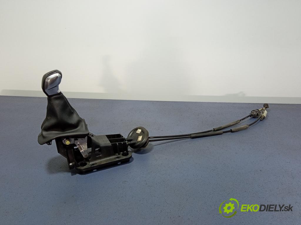 Peugeot 208 2014 Páka: Zmeny: 01