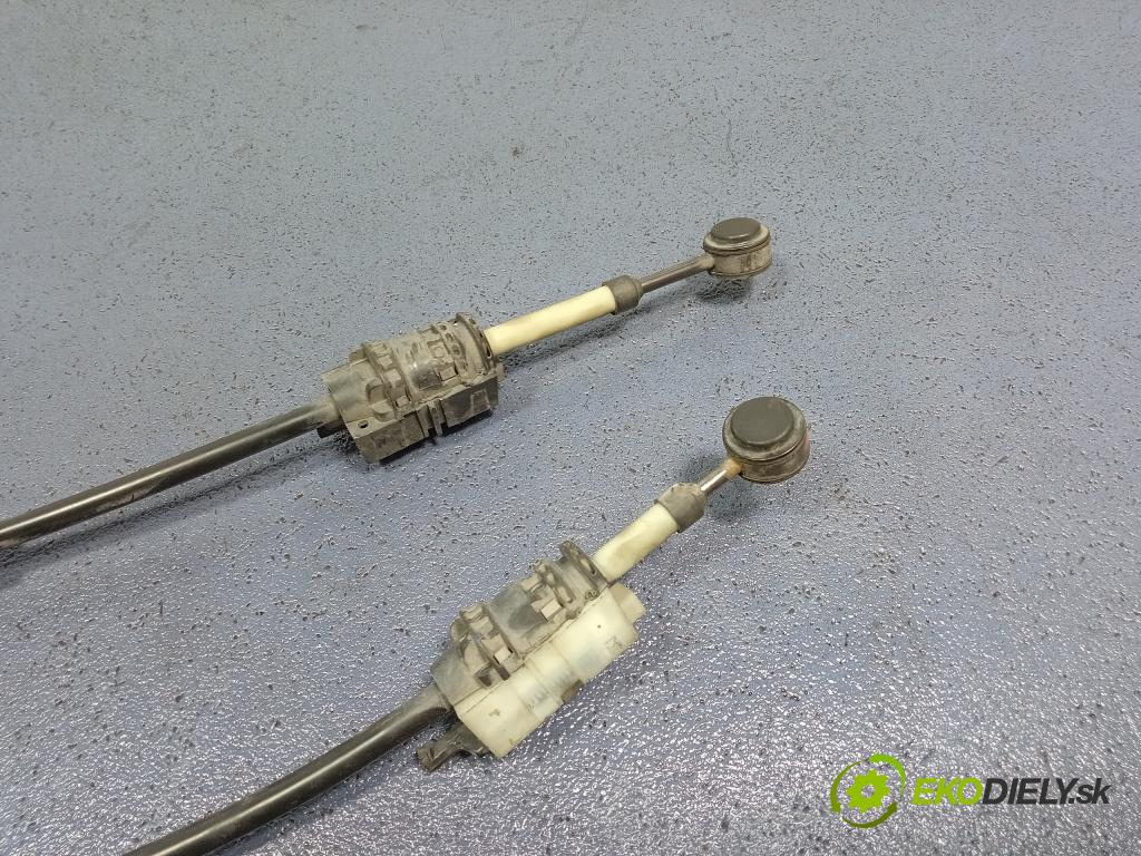 Peugeot 208 2014 Páka: Zmeny: 01