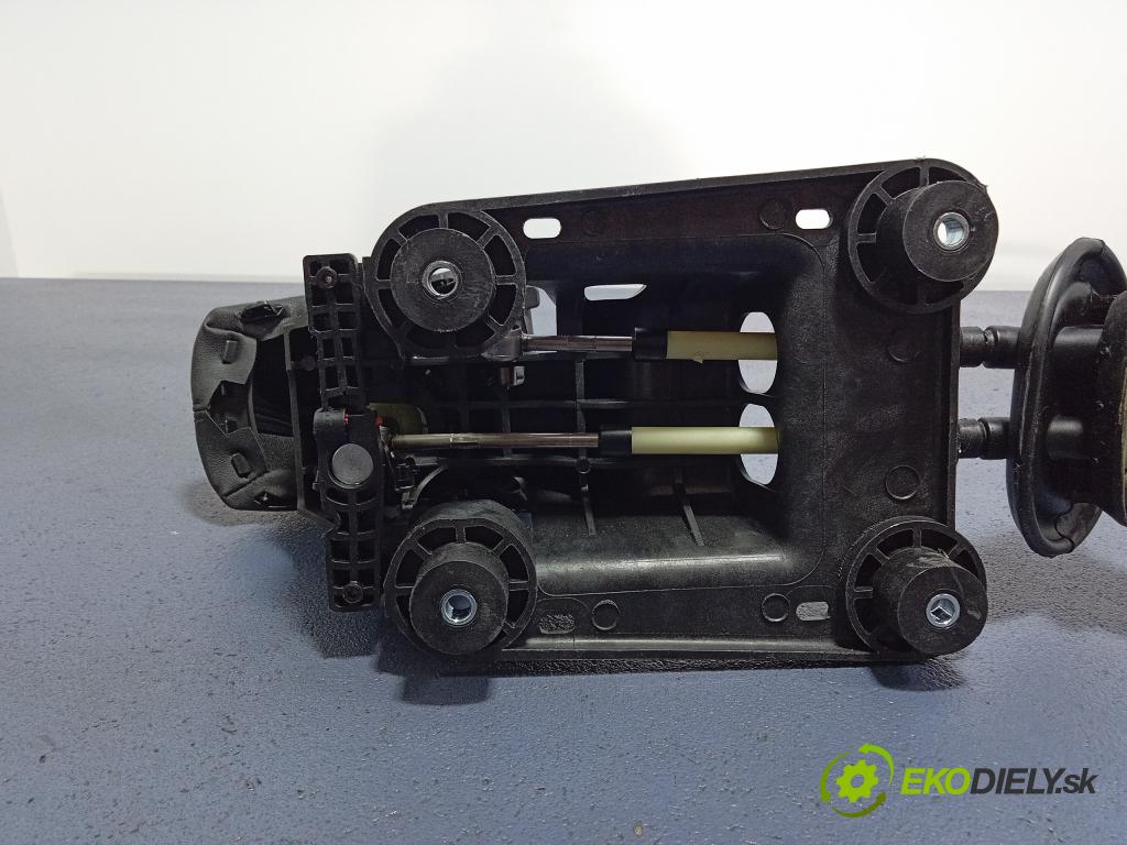 Peugeot 208 2014 Páka: Zmeny: 01