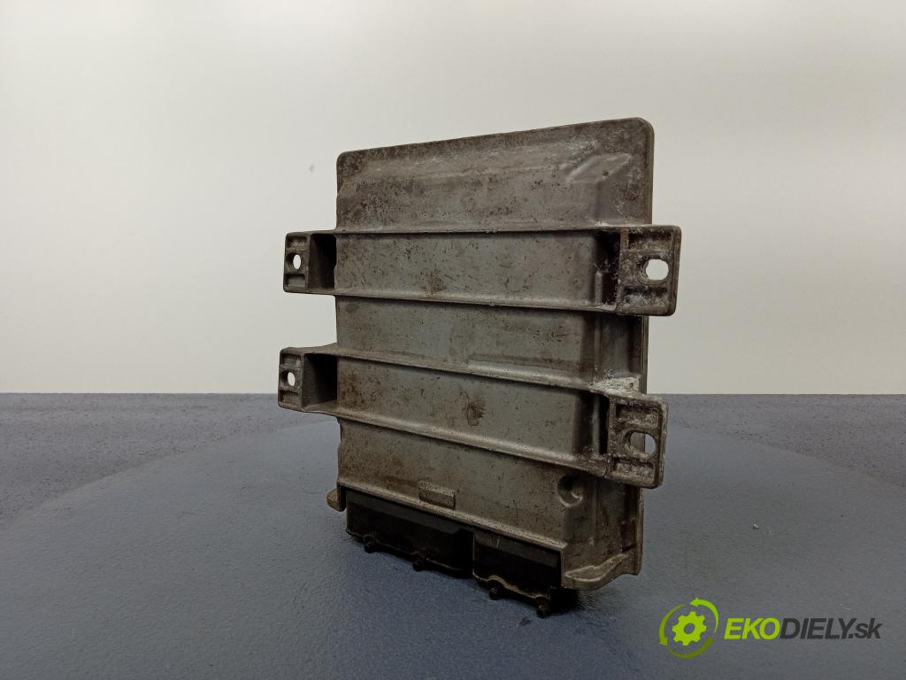 Rover 25 2000 riadiaca jednotka Motor: NNN100742