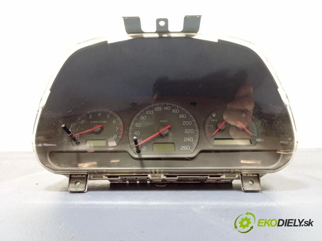 Volvo V40 2000 prístrojovka/ budíky 30889710