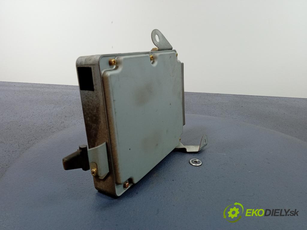 Mazda 6 2004 riadiaca jednotka Motor: 275800-6371