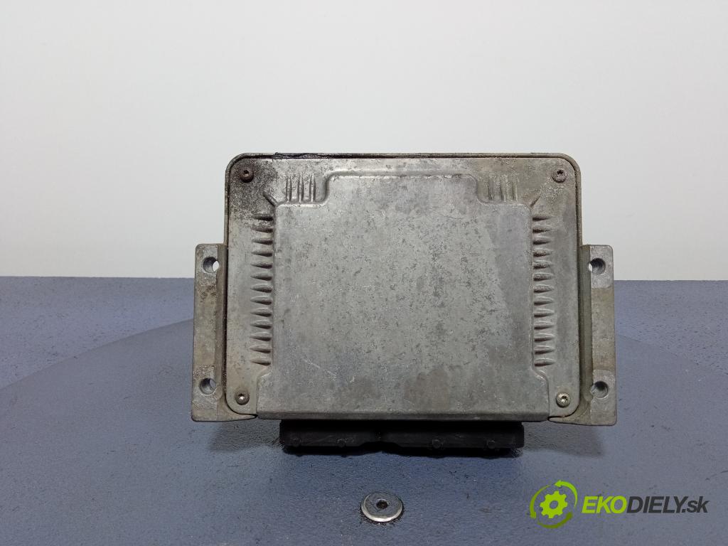Fiat Stilo 2003 riadiaca jednotka Motor: 55188214