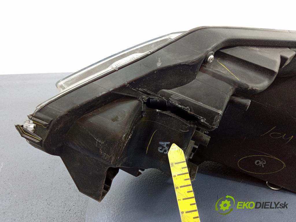 Honda Hr-v 0 Reflektor: v pravo: 100-18091