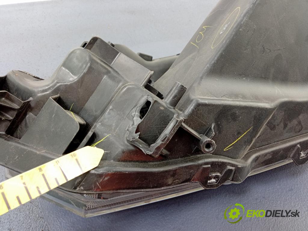 Honda Hr-v 0 Reflektor: v pravo: 100-18091