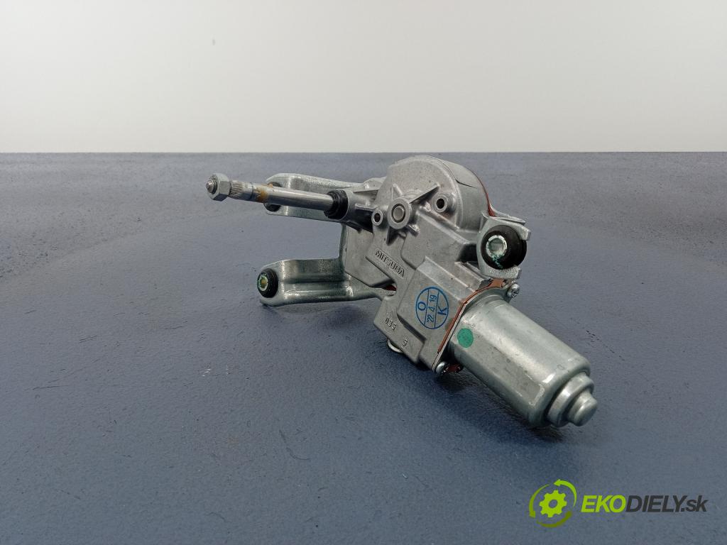 Bmw M1 2022 motor: Stierače: zad 8495516