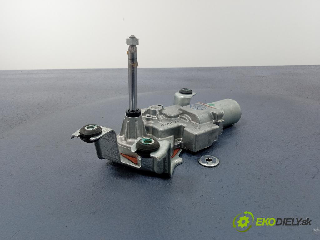 Bmw M1 2022 motor: Stierače: zad 8495516