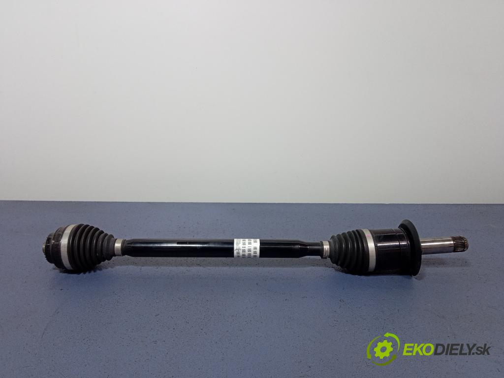 Bmw M1 2022 poloos Prava: zad 8679838