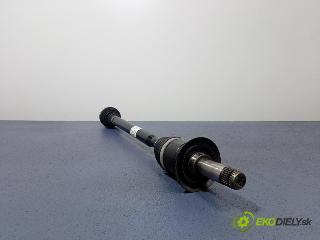 Bmw M1 2022 poloos Prava: zad 8679838