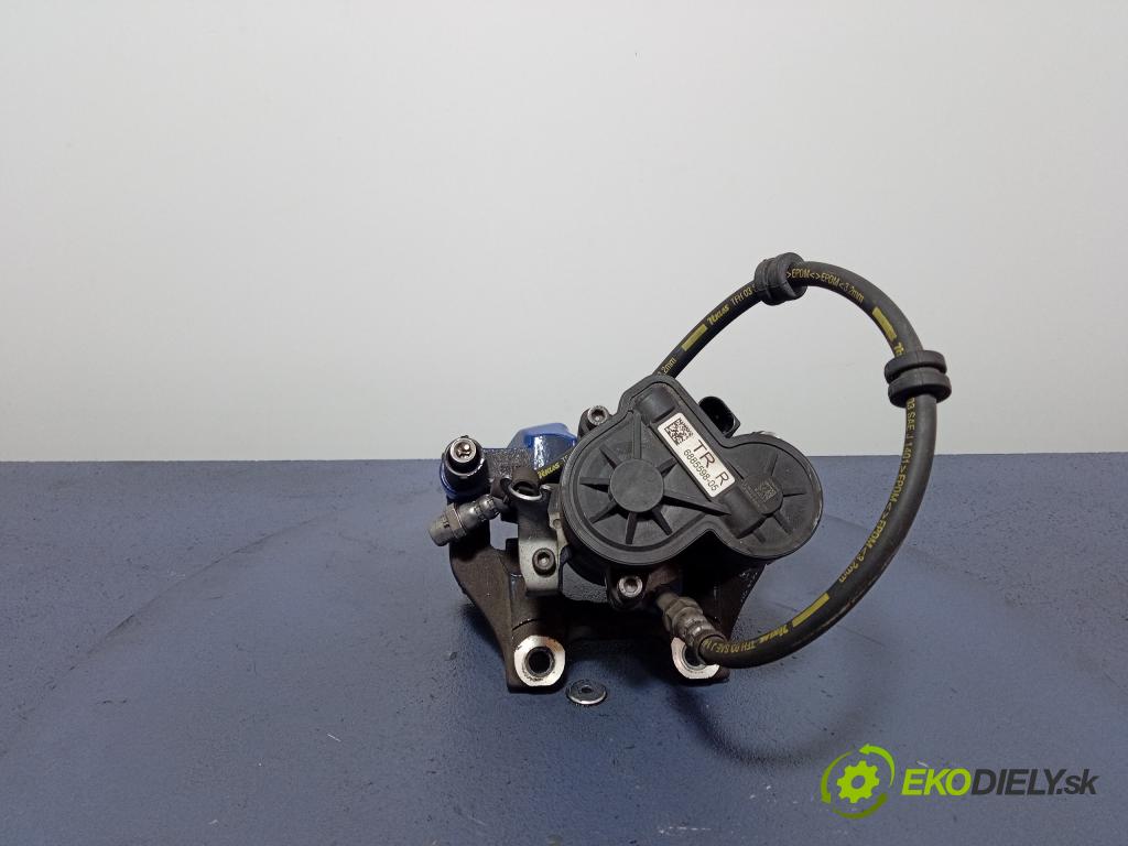 Bmw M1 2022 brzdič brzdový zad v pravo: 6885598