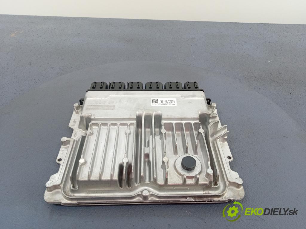 Bmw M1 2022 riadiaca jednotka Motor: 0261S1066N