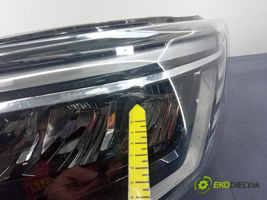 Renault Trafic 0 Reflektor: Vľavo: 260601790R