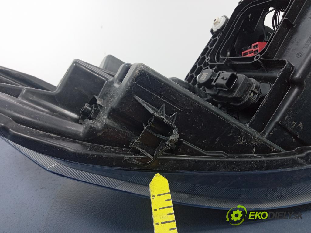 Renault Trafic 0 Reflektor: Vľavo: 260601790R