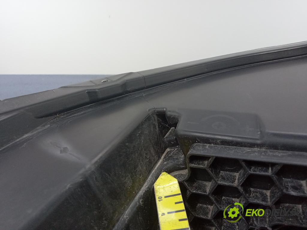 Renault Trafic 0 Reflektor: Vľavo: 260601790R